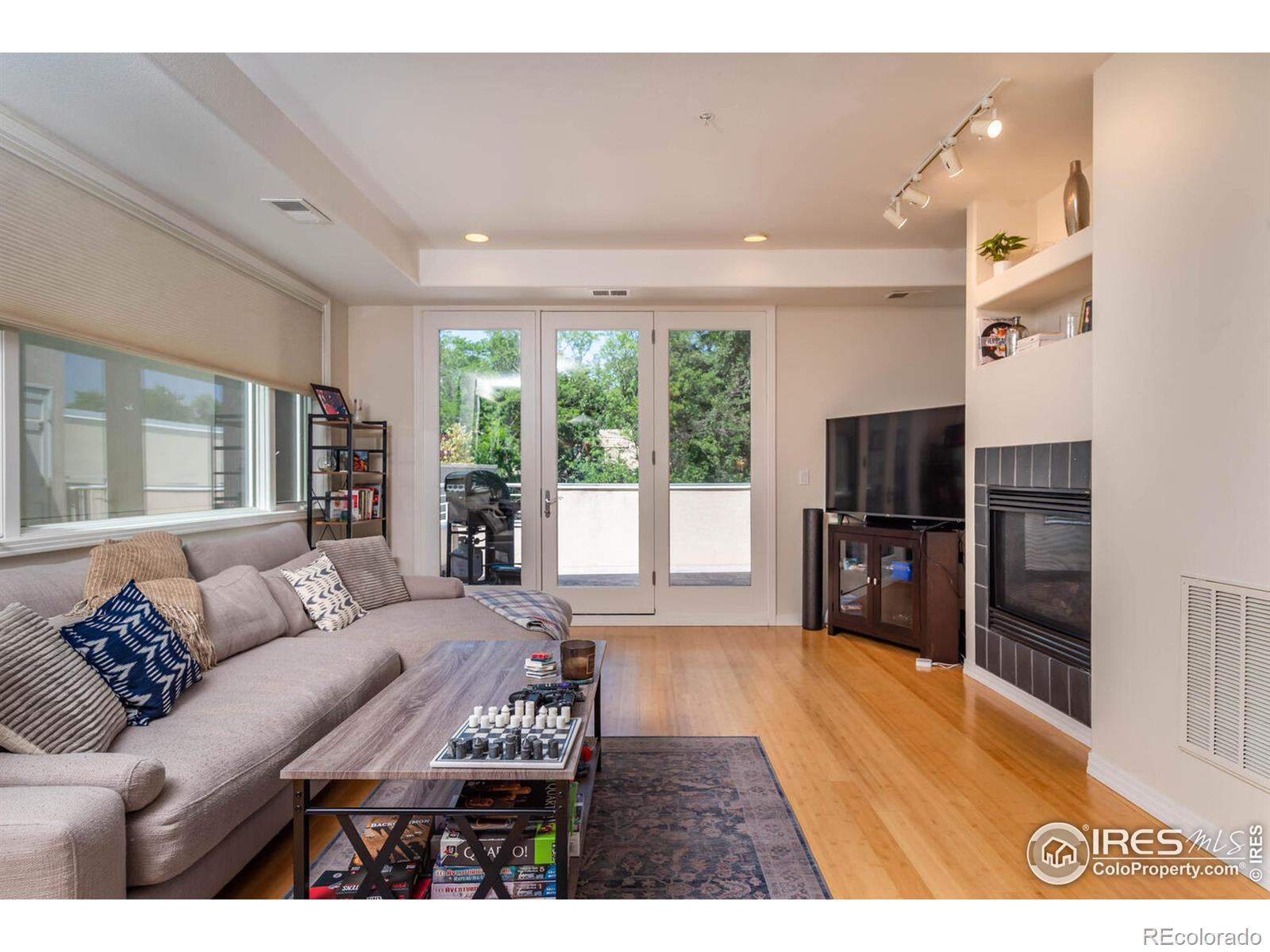 MLS Image #0 for 726  pearl street,boulder, Colorado