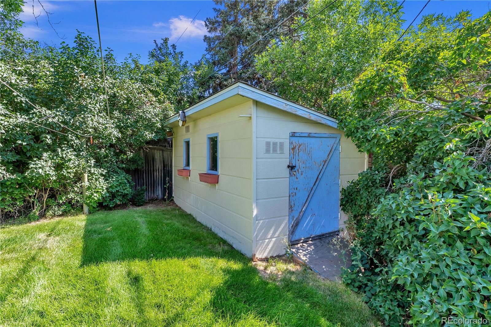 MLS Image #39 for 2502  beech court,golden, Colorado