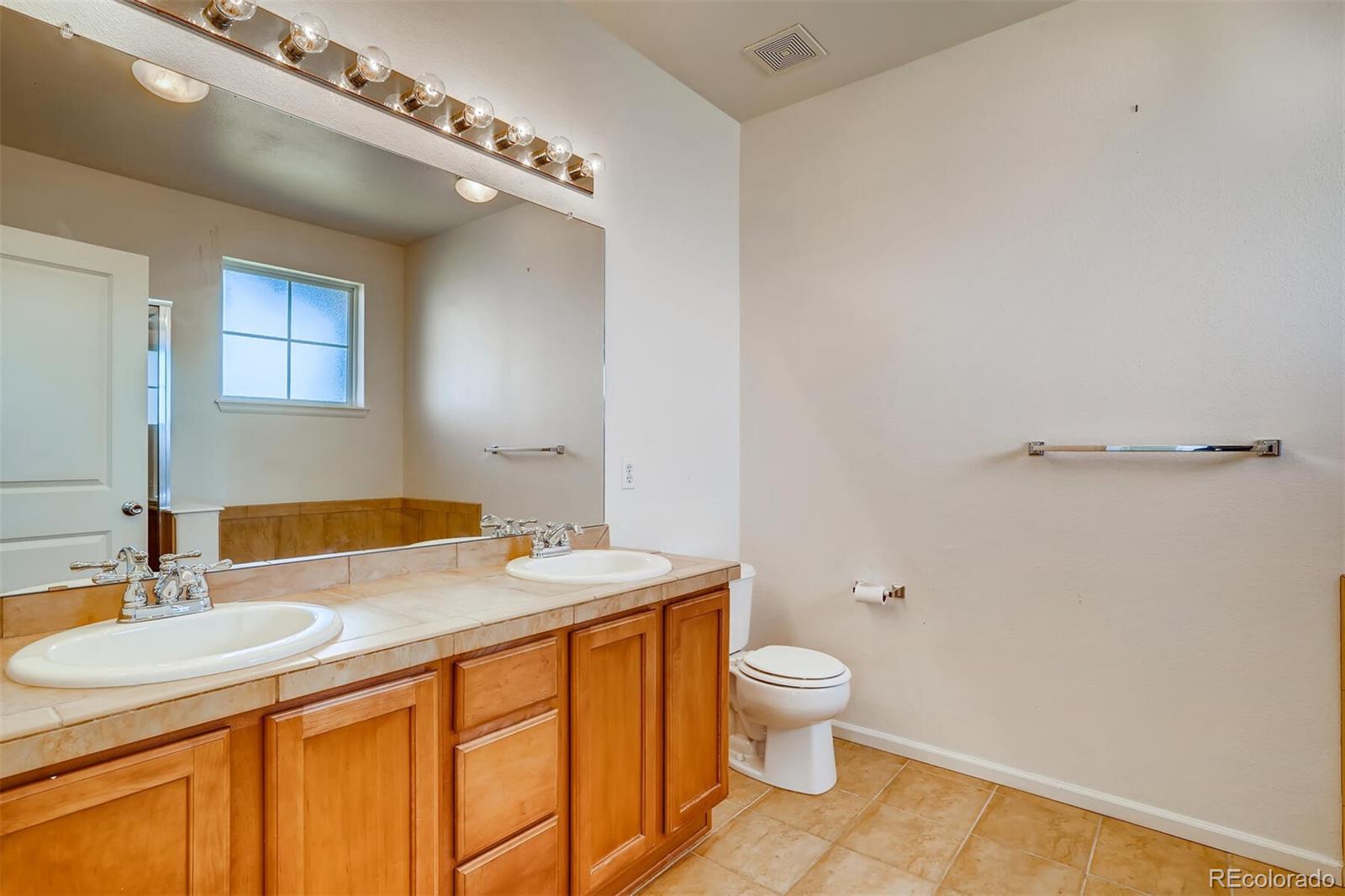 MLS Image #7 for 24573 e hoover place,aurora, Colorado