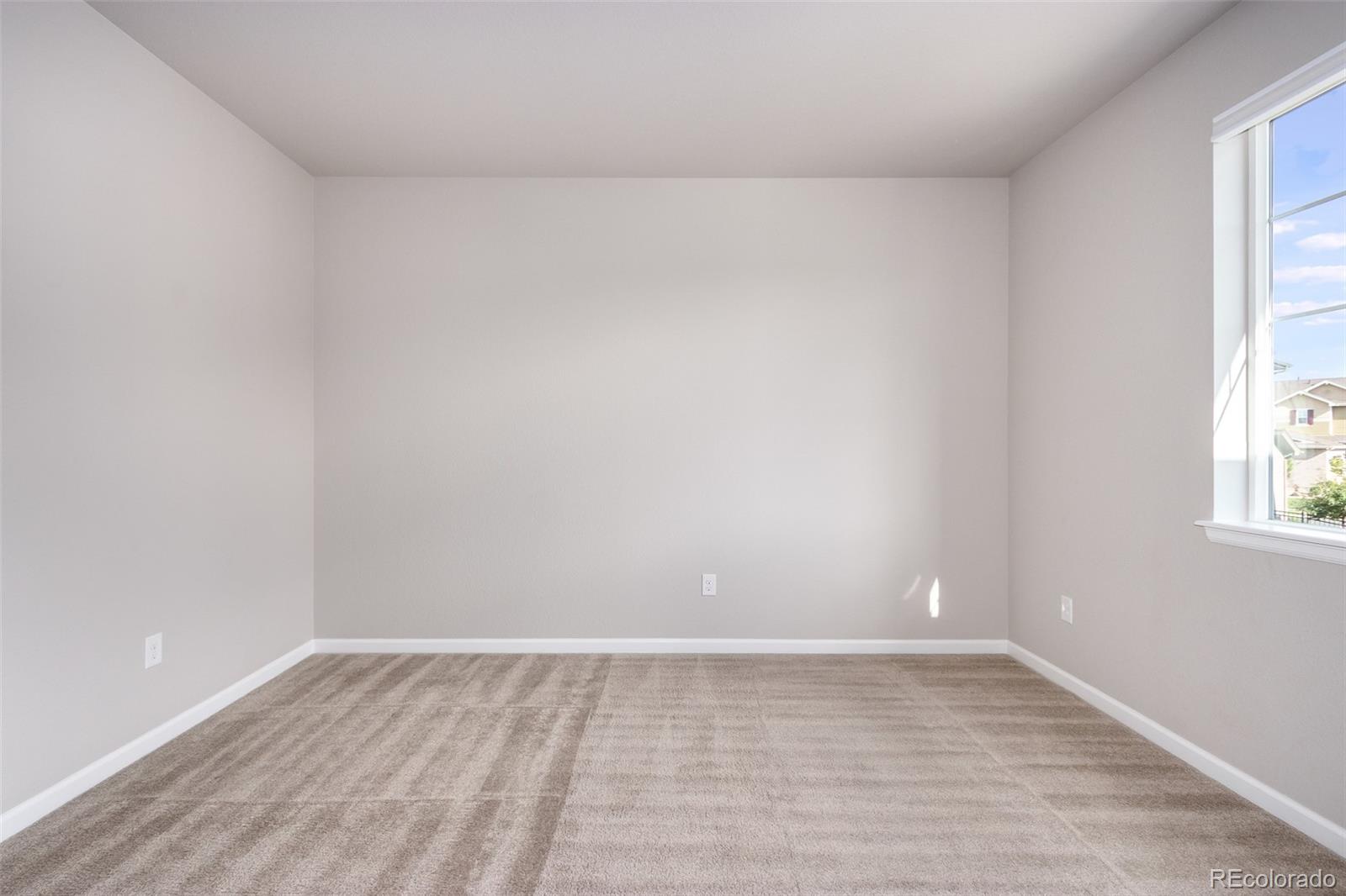 MLS Image #11 for 26948 e irish place,aurora, Colorado