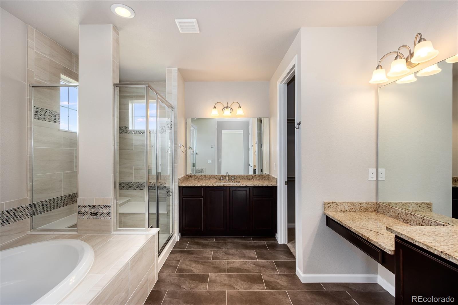 MLS Image #5 for 26948 e irish place,aurora, Colorado
