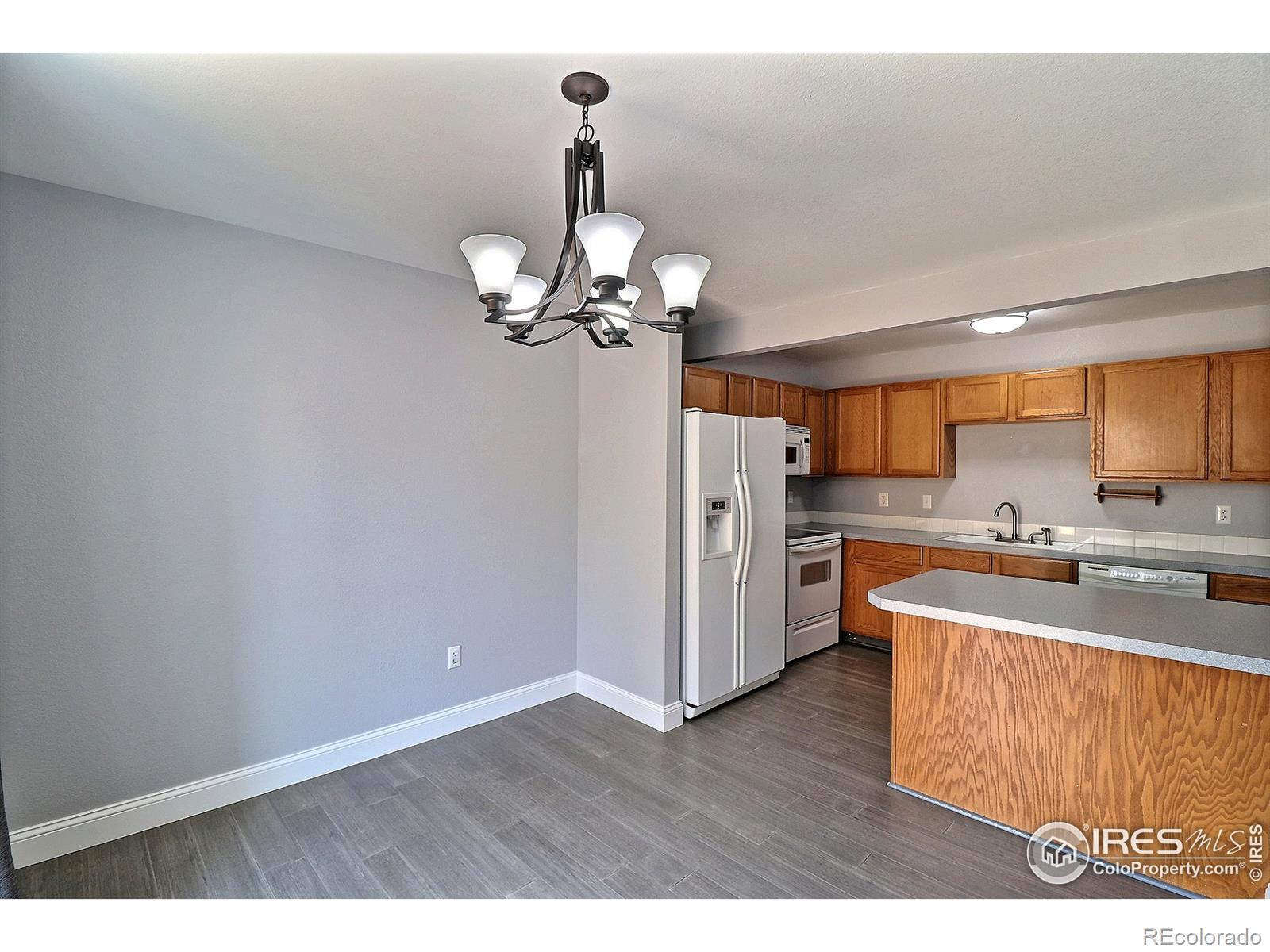 MLS Image #12 for 727  2nd street,windsor, Colorado