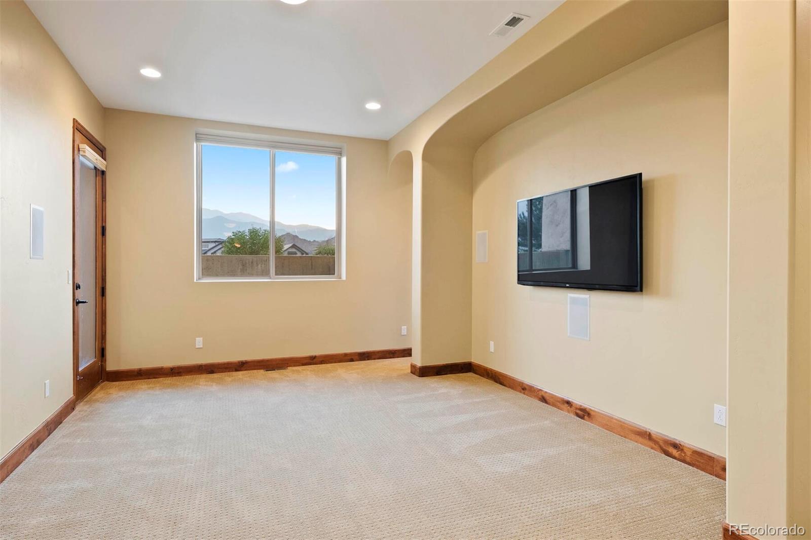 MLS Image #11 for 2912  cathedral park view,colorado springs, Colorado