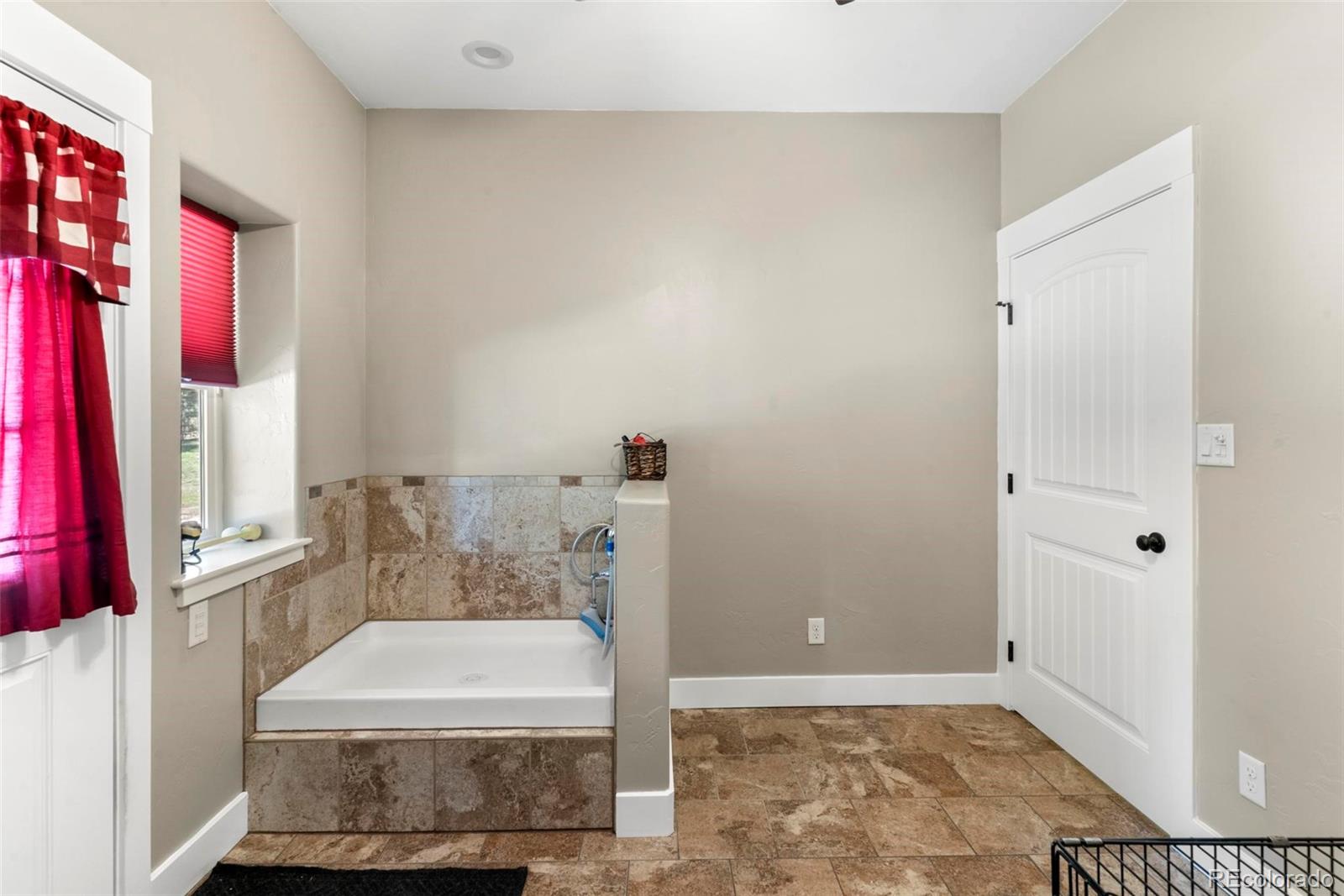 MLS Image #36 for 15550  arfsten road,larkspur, Colorado