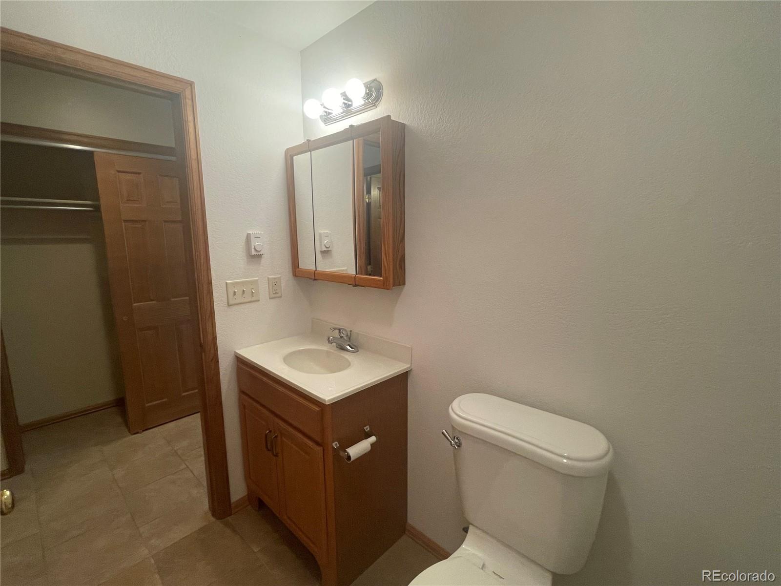 MLS Image #11 for 226 e 4th street,akron, Colorado