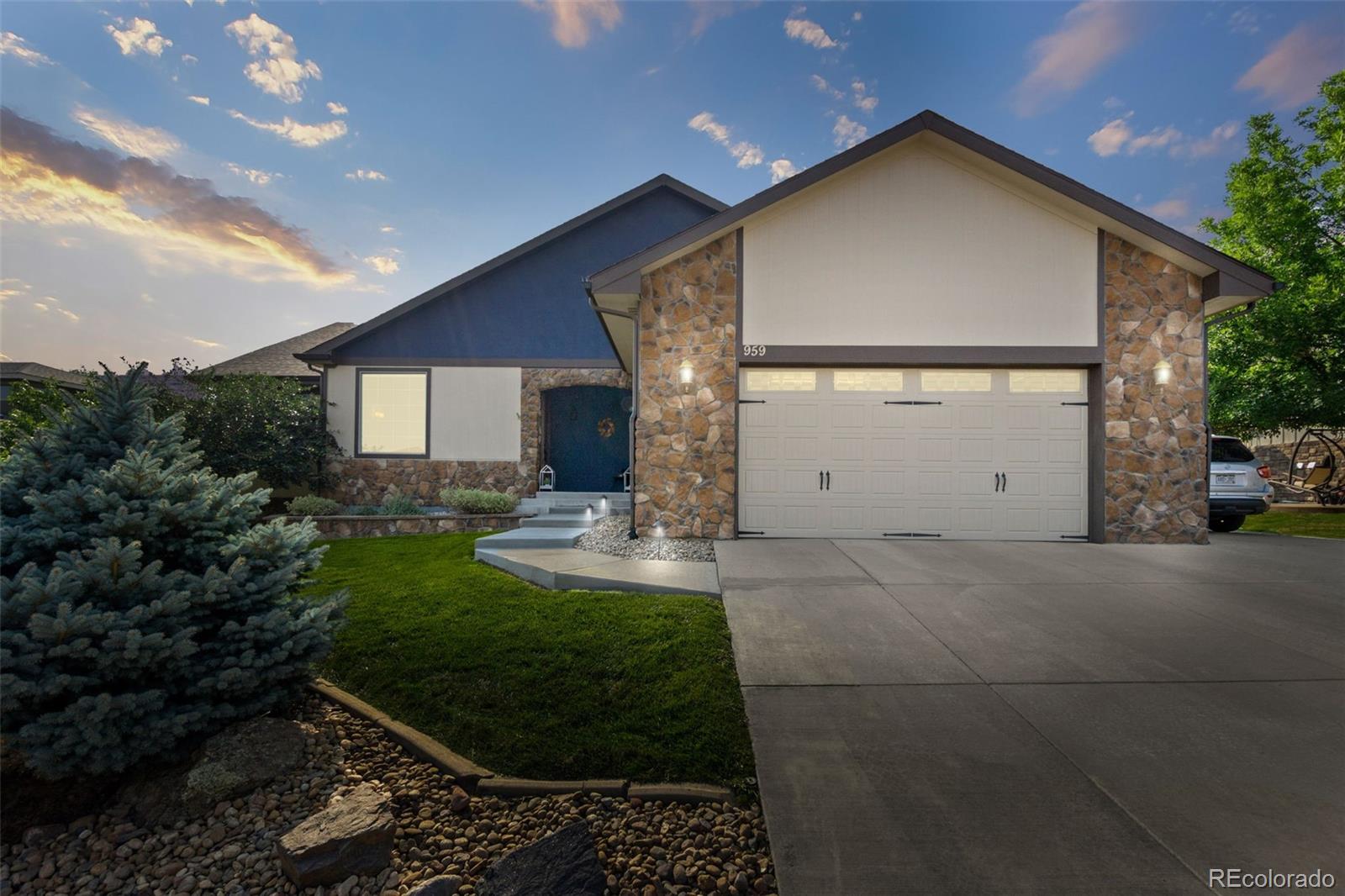 MLS Image #0 for 959  arbutus court,lakewood, Colorado