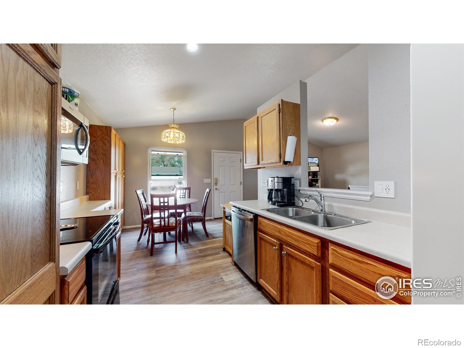 MLS Image #8 for 2210  a st rd,greeley, Colorado