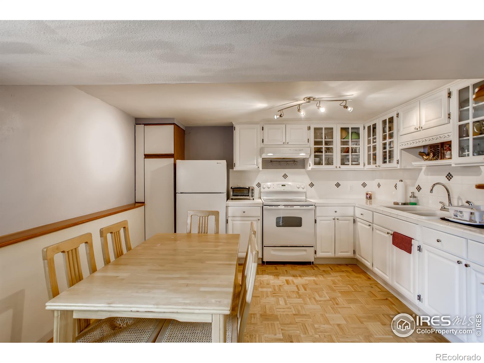 MLS Image #10 for 1502  willow drive,berthoud, Colorado