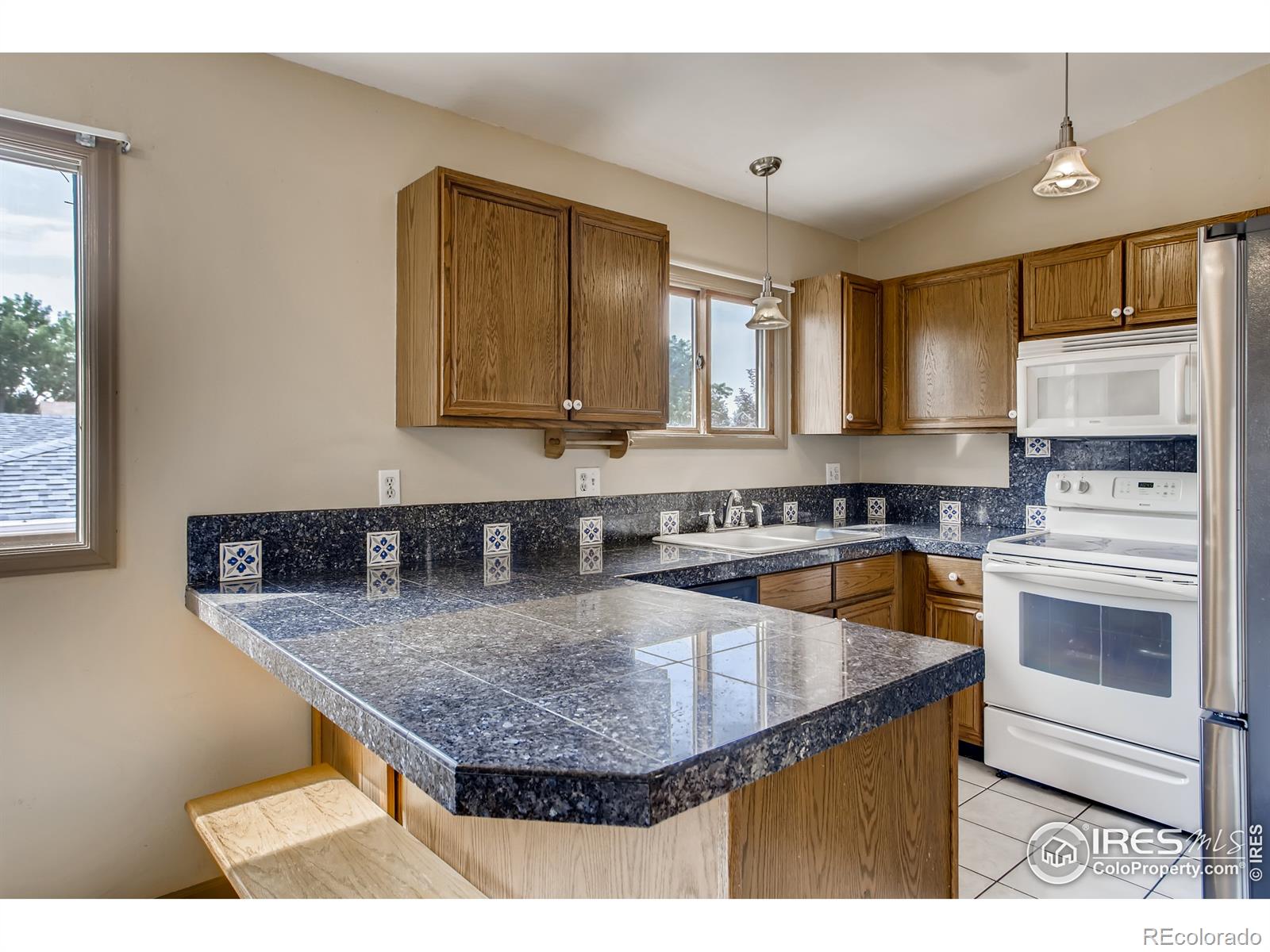 MLS Image #3 for 1502  willow drive,berthoud, Colorado