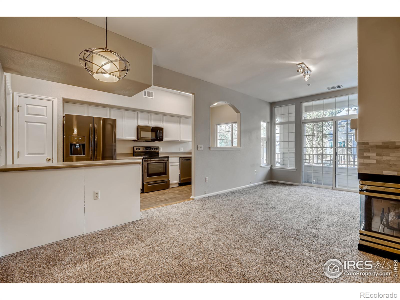 MLS Image #7 for 9530 e florida avenue,denver, Colorado