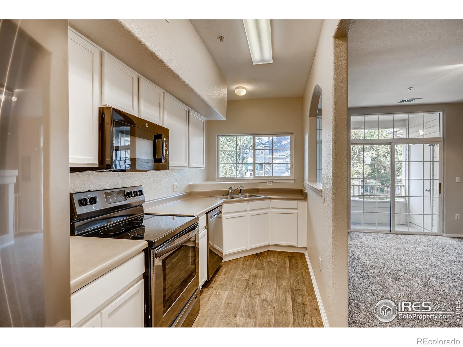 MLS Image #9 for 9530 e florida avenue,denver, Colorado