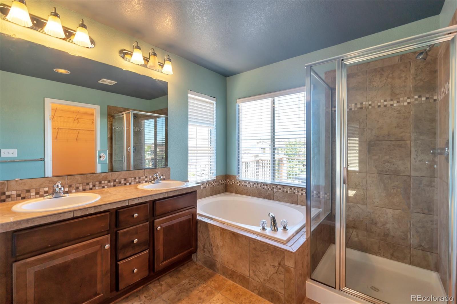 MLS Image #11 for 11031  woodhurst circle,highlands ranch, Colorado