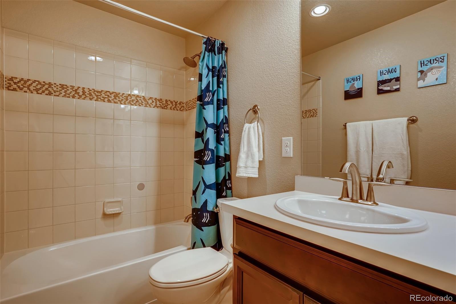 MLS Image #18 for 26800 e roxbury place,aurora, Colorado