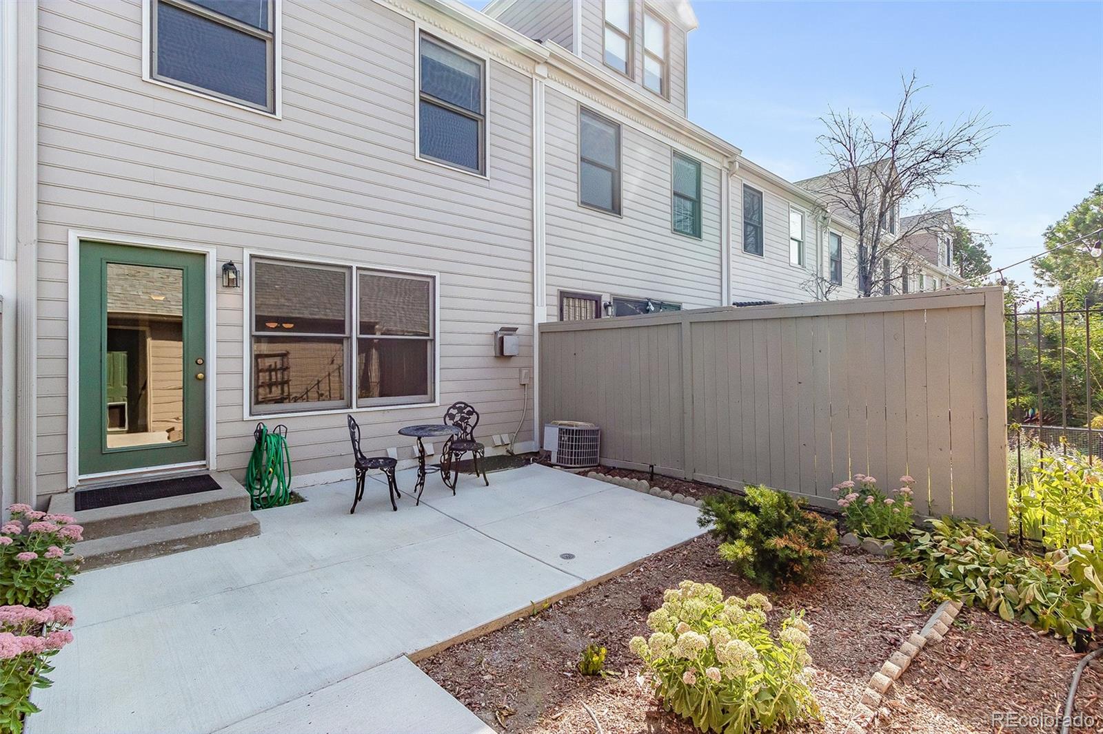 MLS Image #24 for 930  ivanhoe street,denver, Colorado