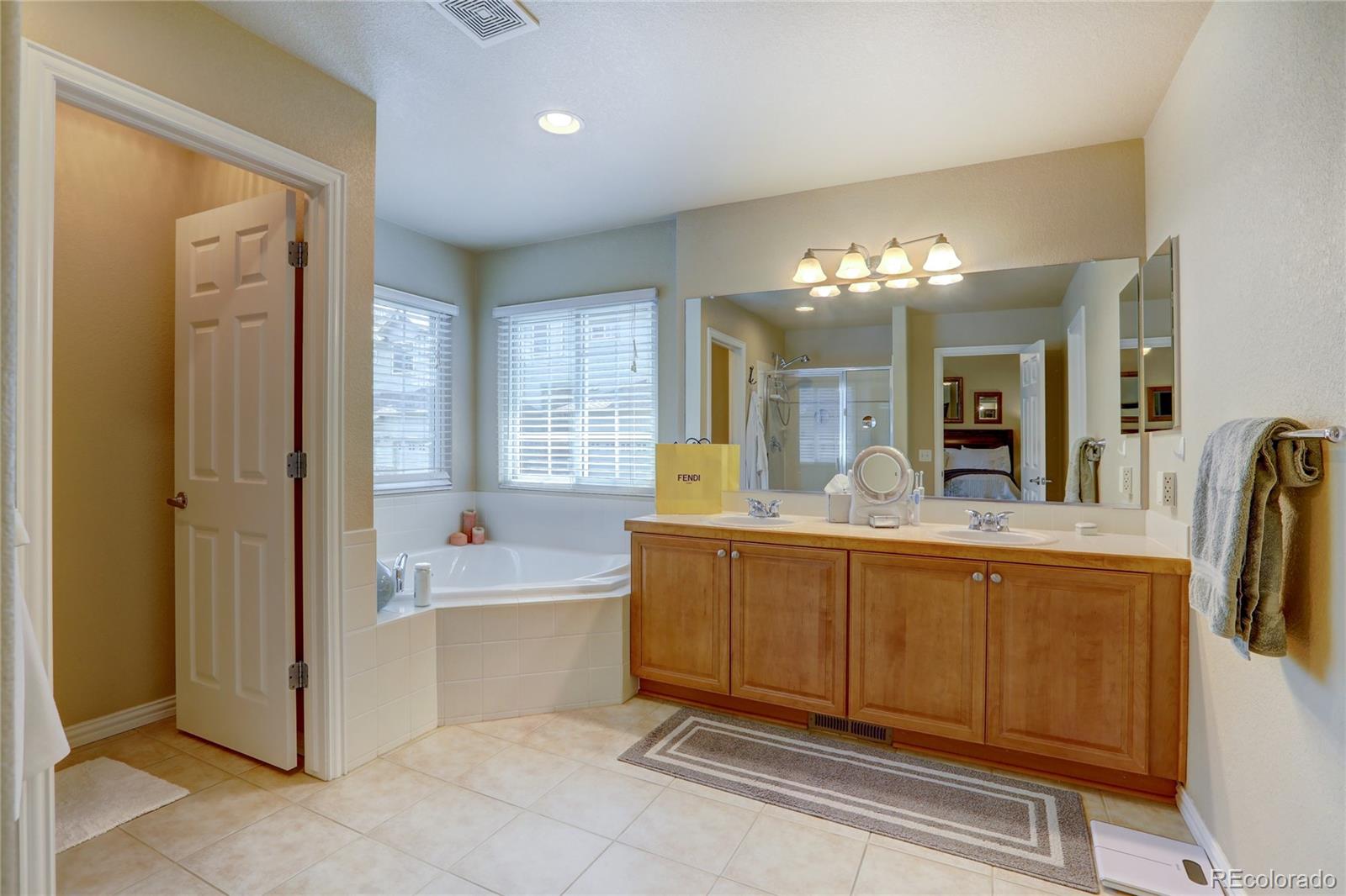 MLS Image #16 for 5953 s xenophon court,littleton, Colorado