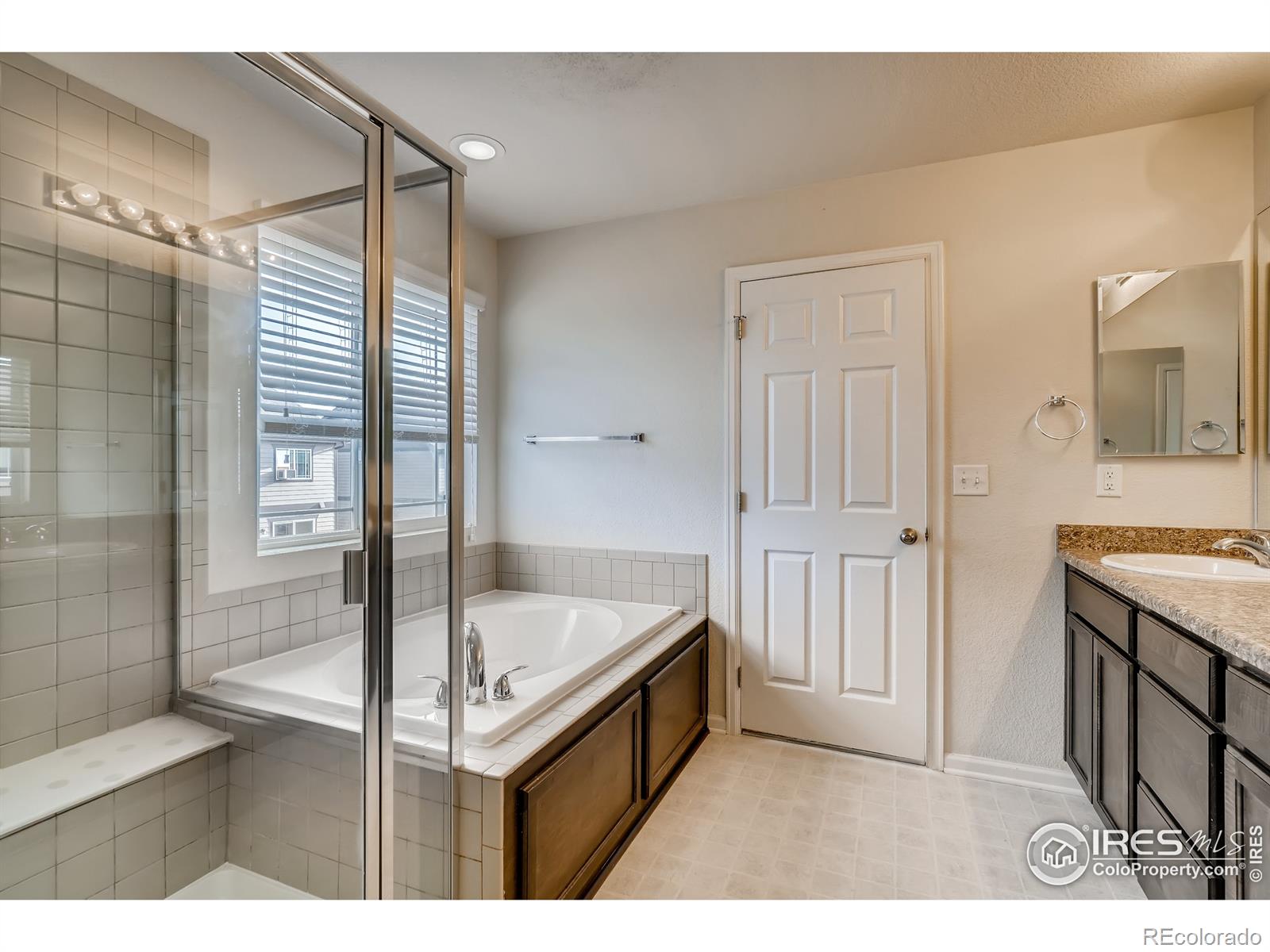 MLS Image #17 for 25107 e maple avenue,aurora, Colorado