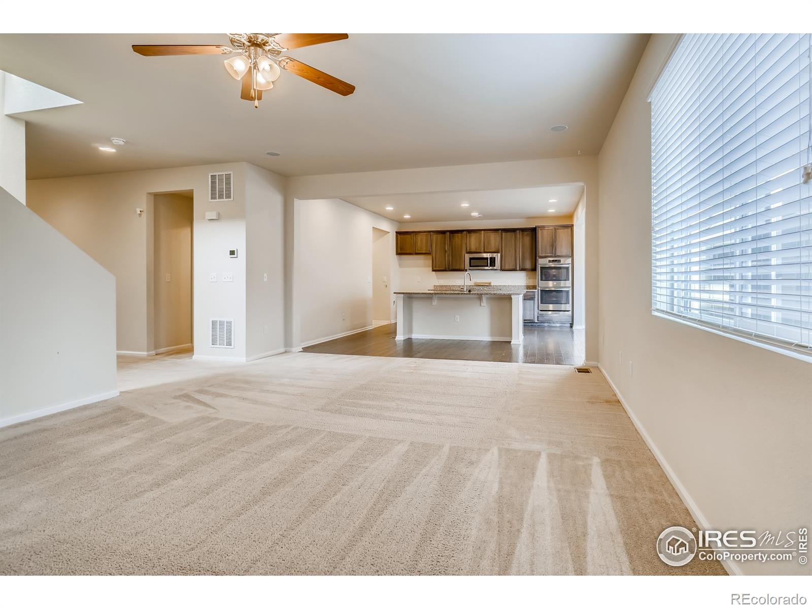 MLS Image #5 for 25107 e maple avenue,aurora, Colorado