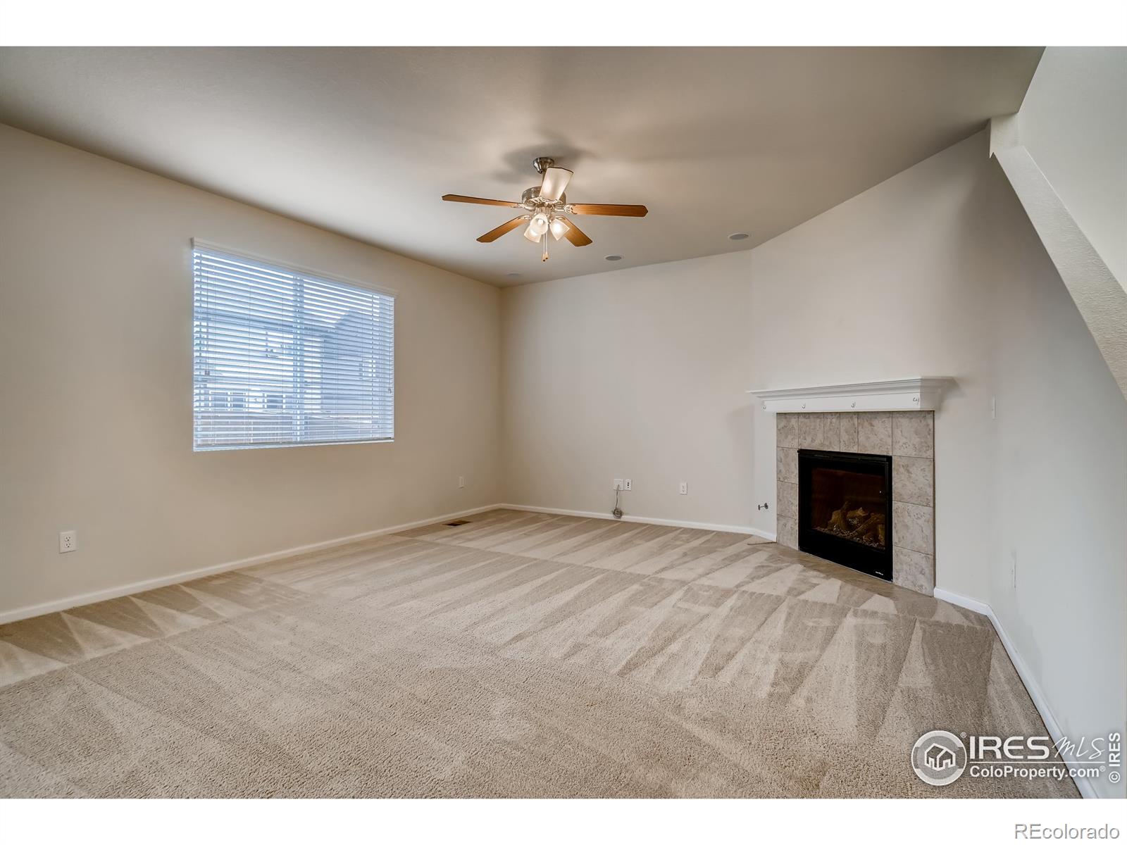 MLS Image #6 for 25107 e maple avenue,aurora, Colorado