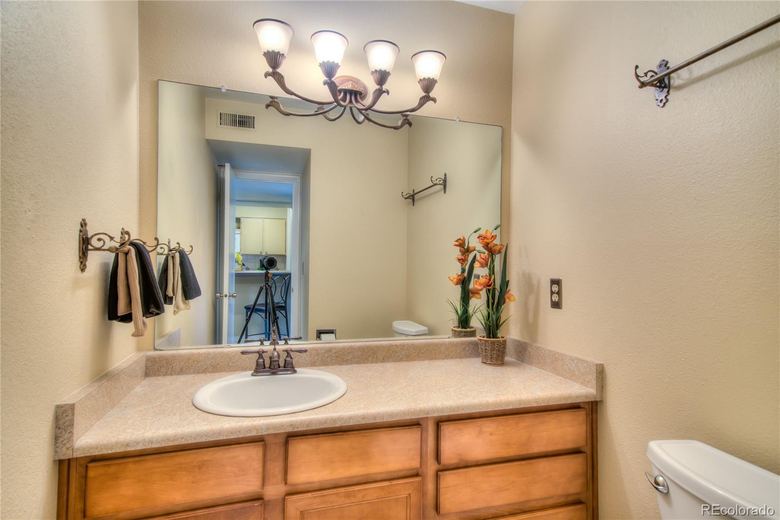 MLS Image #35 for 3330  templeton gap road,colorado springs, Colorado