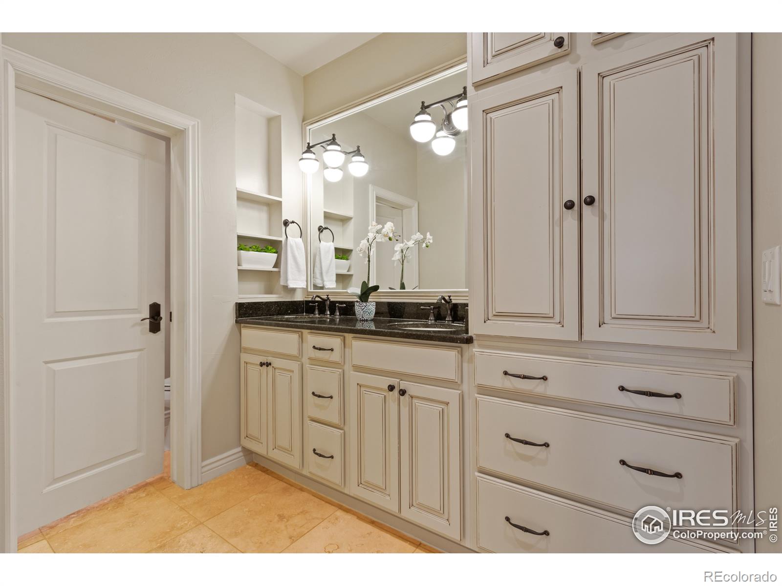 MLS Image #31 for 13147  woodridge drive,longmont, Colorado