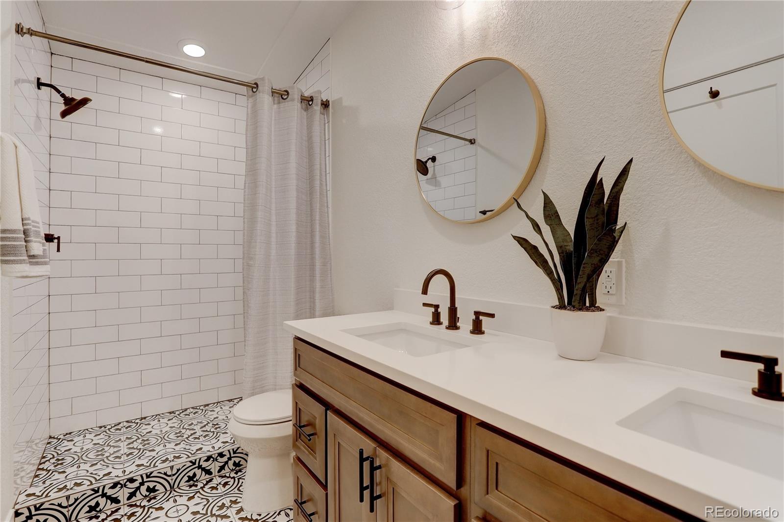 MLS Image #14 for 4152 s logan street,englewood, Colorado