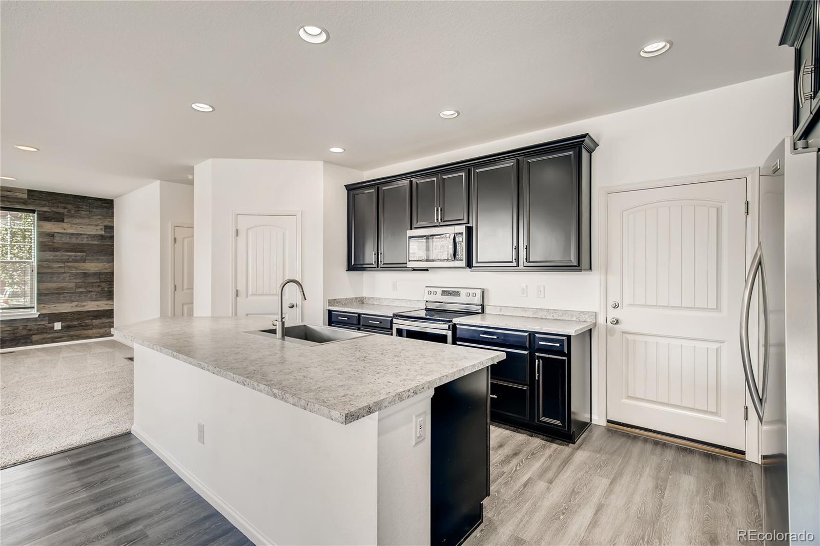 MLS Image #10 for 15966  fillmore street,thornton, Colorado