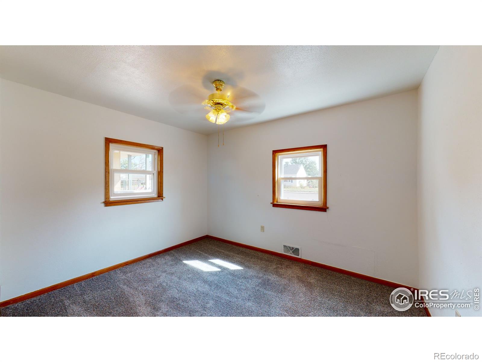 MLS Image #8 for 681  fremont avenue,akron, Colorado