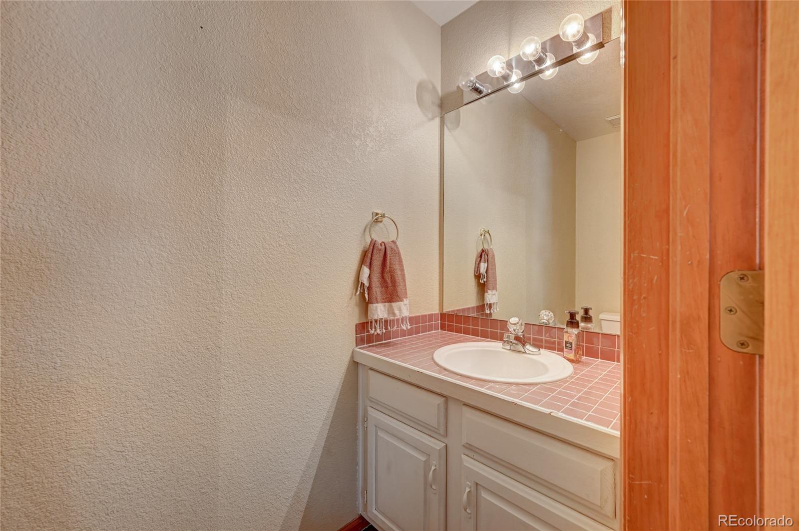 MLS Image #25 for 8257 s reed way,littleton, Colorado