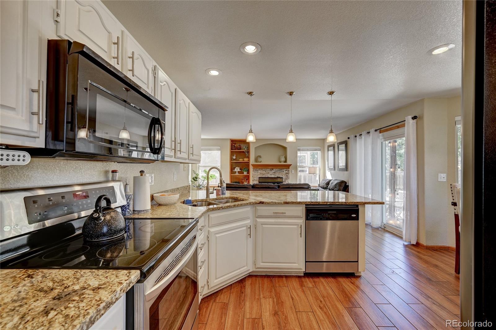 MLS Image #6 for 8257 s reed way,littleton, Colorado