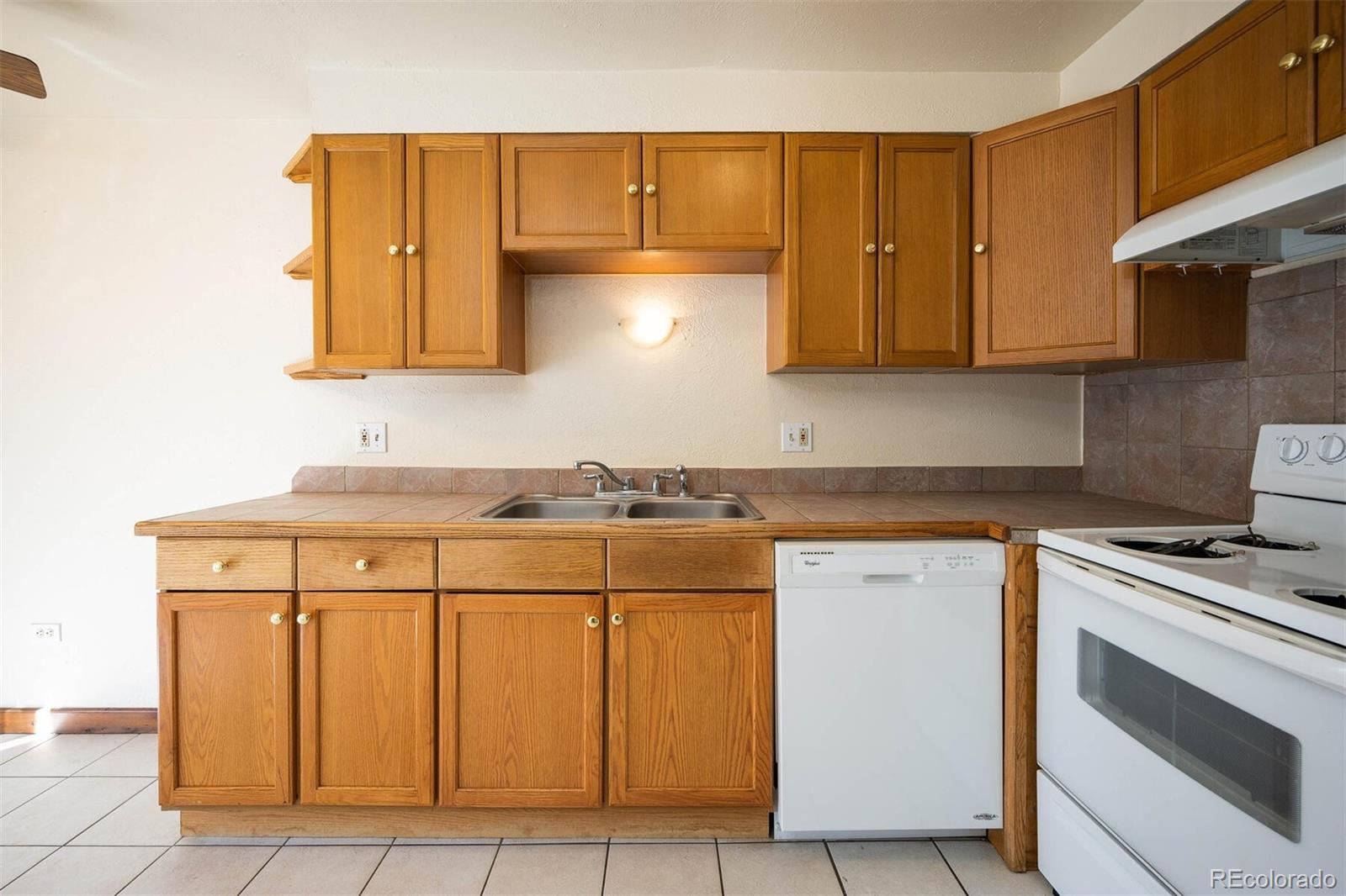 MLS Image #5 for 1143  lamar street,lakewood, Colorado