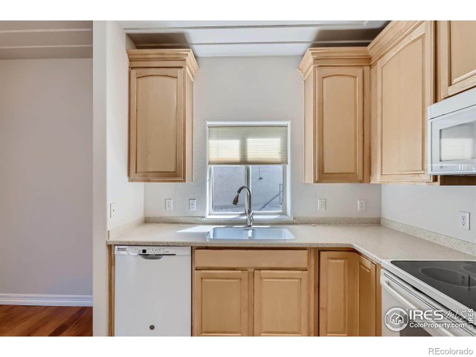 MLS Image #11 for 13351 w alameda parkway,lakewood, Colorado