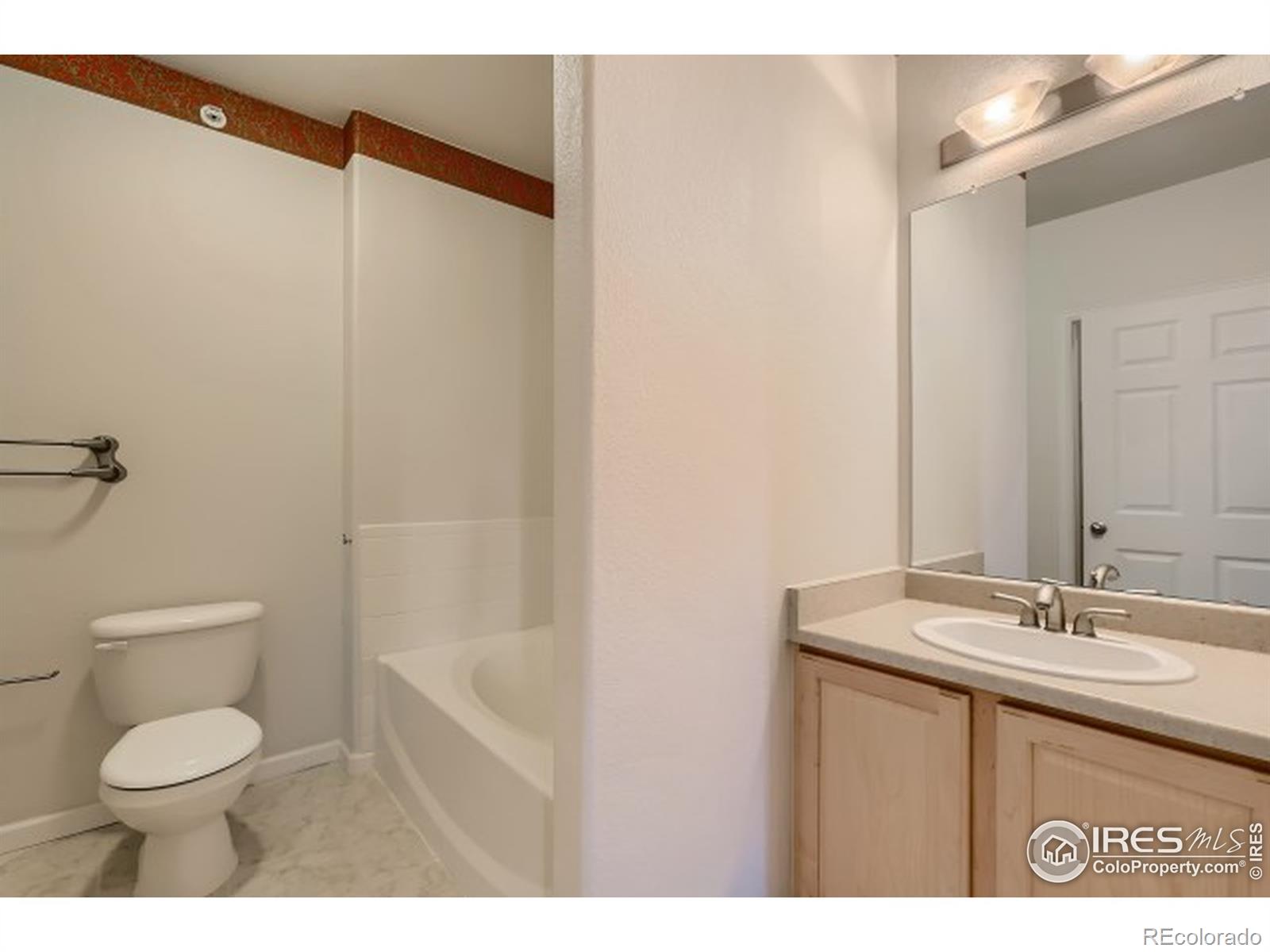 MLS Image #14 for 13351 w alameda parkway,lakewood, Colorado