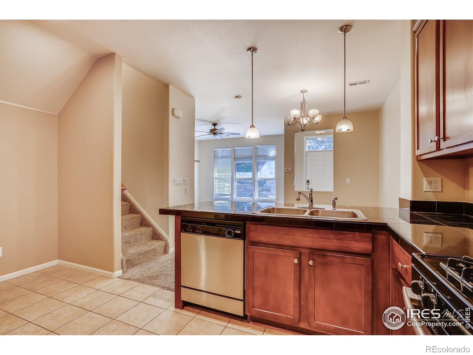 MLS Image #13 for 8955 e nichols place,centennial, Colorado