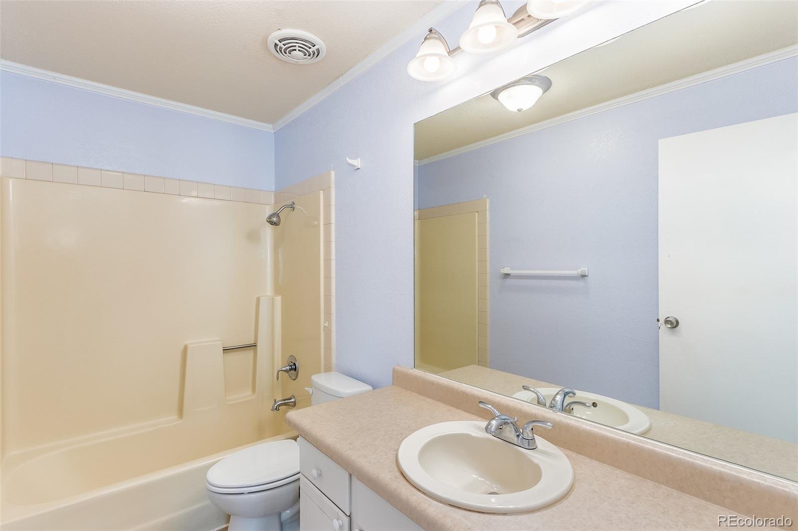 MLS Image #14 for 6960 w yale avenue,denver, Colorado