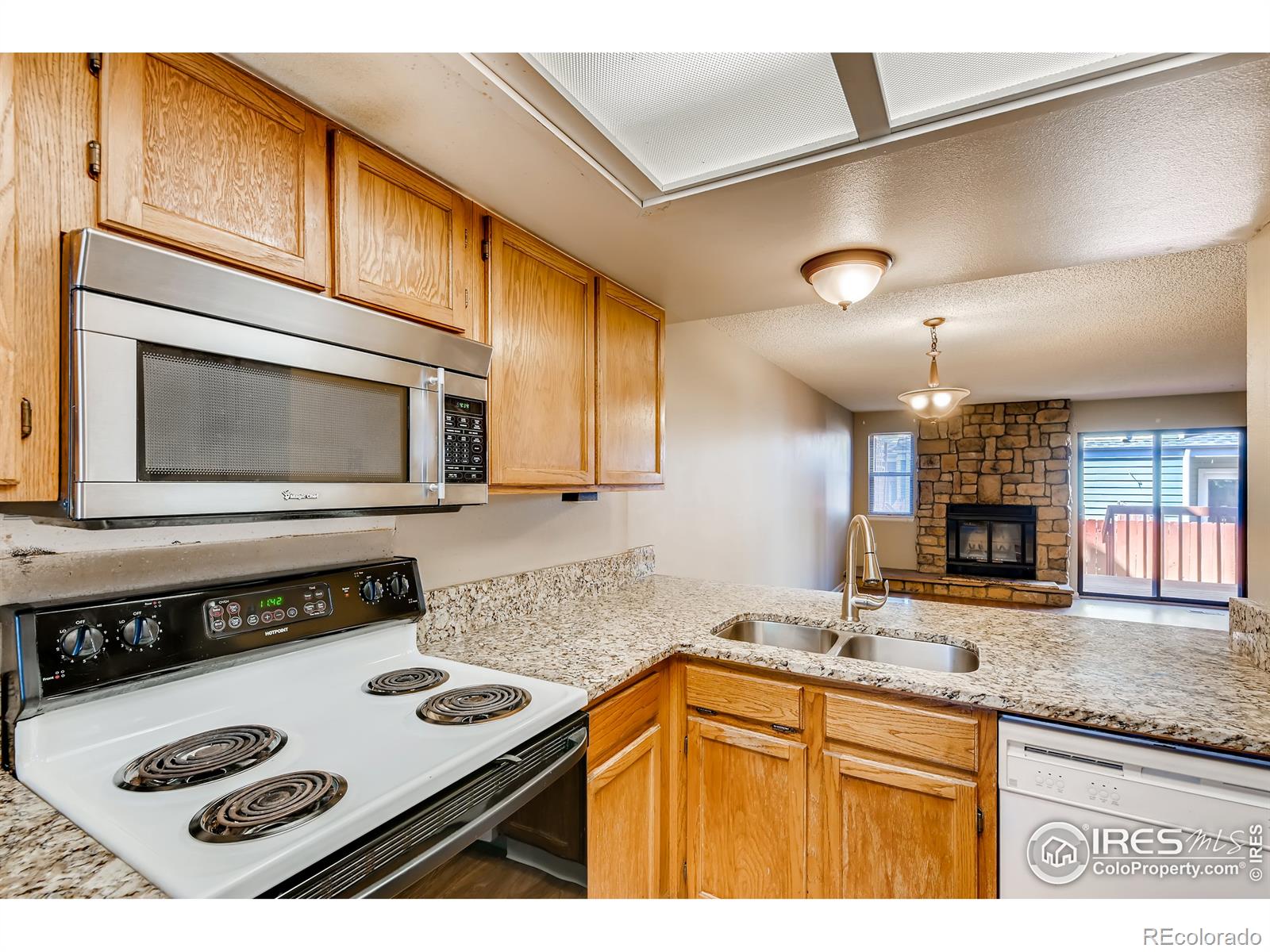 MLS Image #13 for 1475 s quebec way,denver, Colorado
