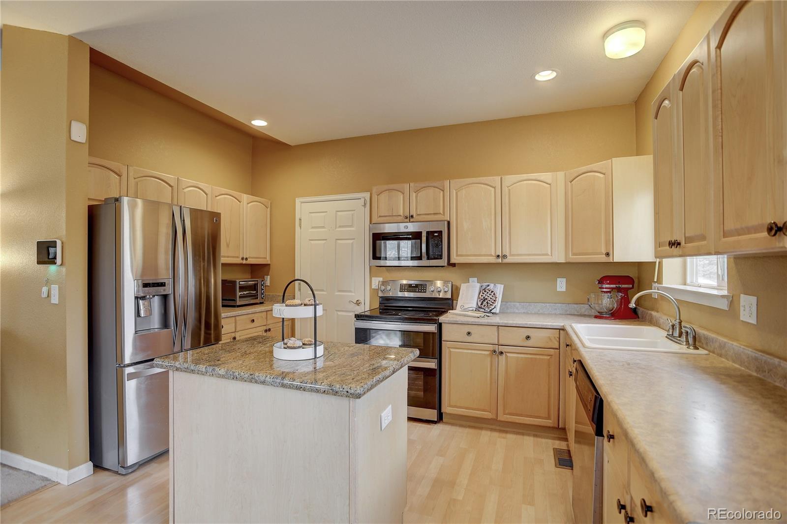 MLS Image #19 for 8534 w 48th place,arvada, Colorado