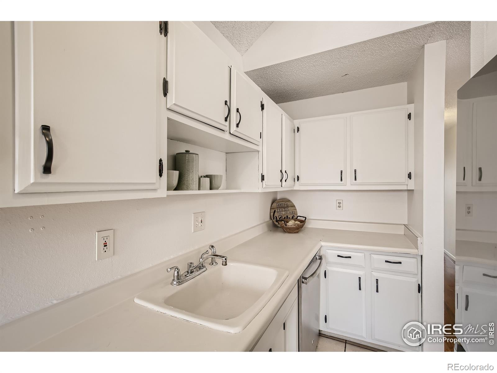MLS Image #13 for 3660  iris avenue,boulder, Colorado