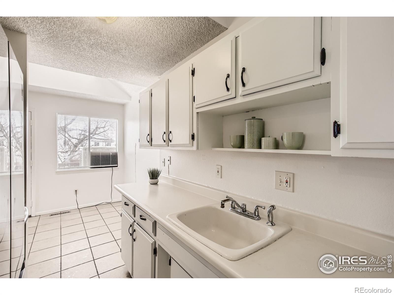 MLS Image #14 for 3660  iris avenue,boulder, Colorado
