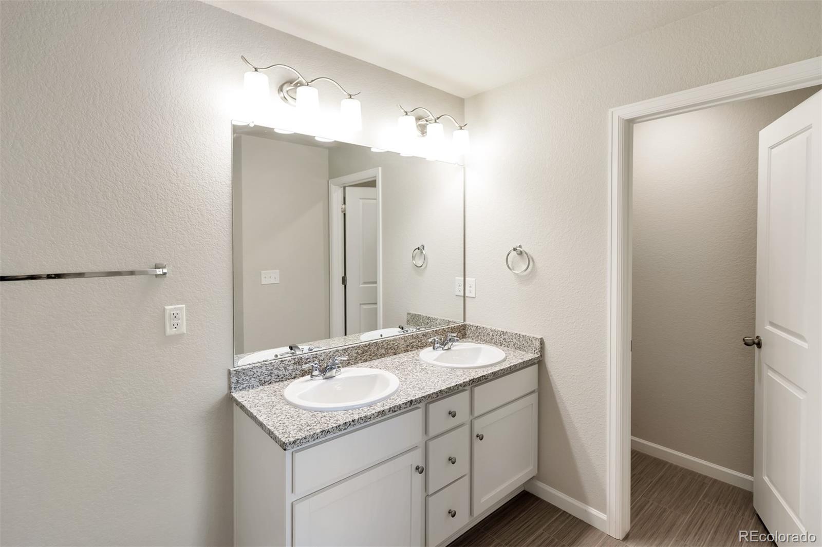 MLS Image #10 for 27245 e bayaud avenue,aurora, Colorado