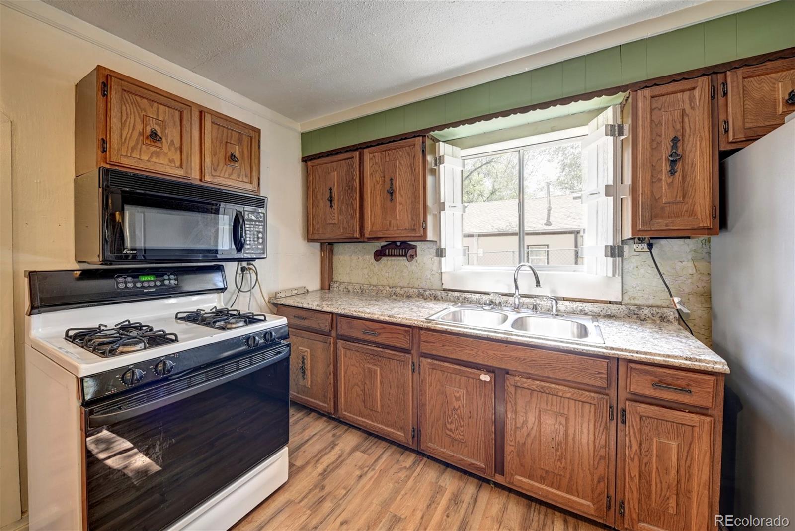 MLS Image #10 for 522  prairie road,colorado springs, Colorado