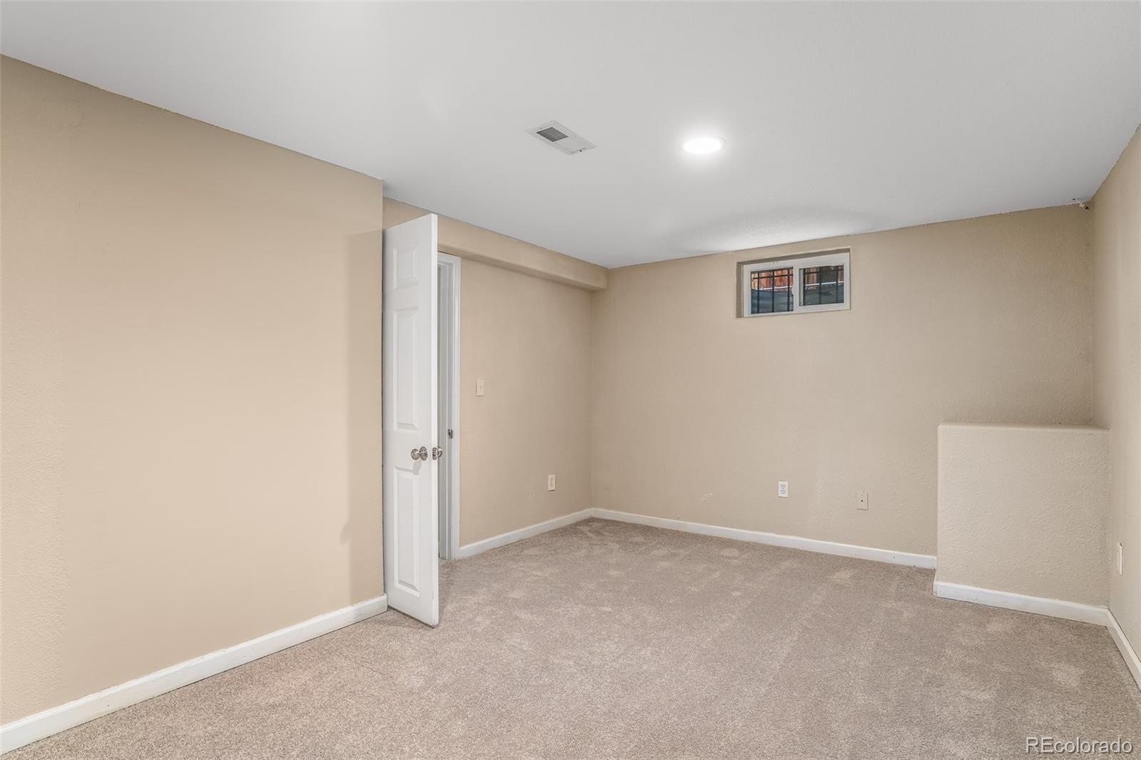 MLS Image #13 for 224  tucson street,aurora, Colorado