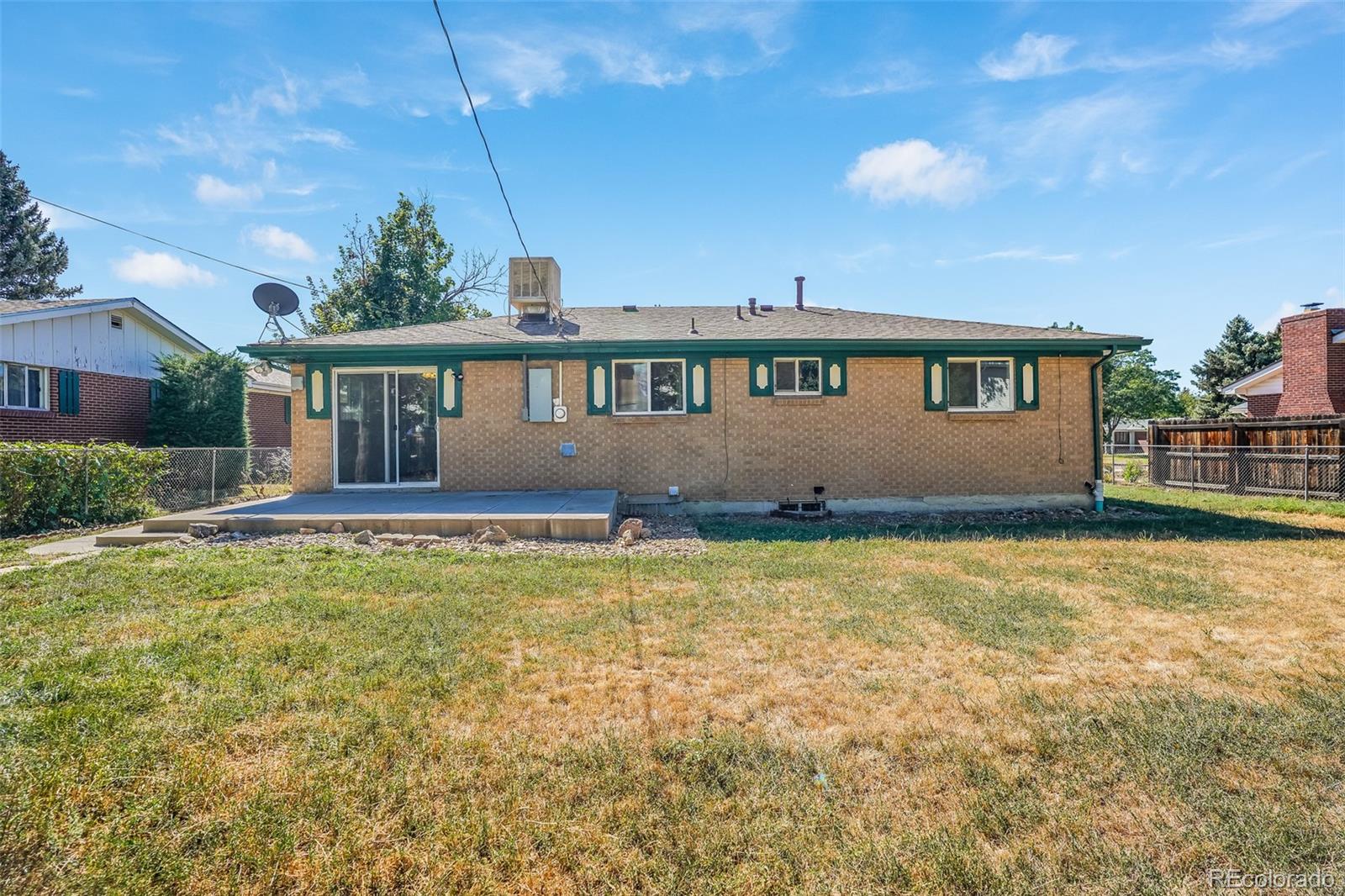 MLS Image #14 for 224  tucson street,aurora, Colorado