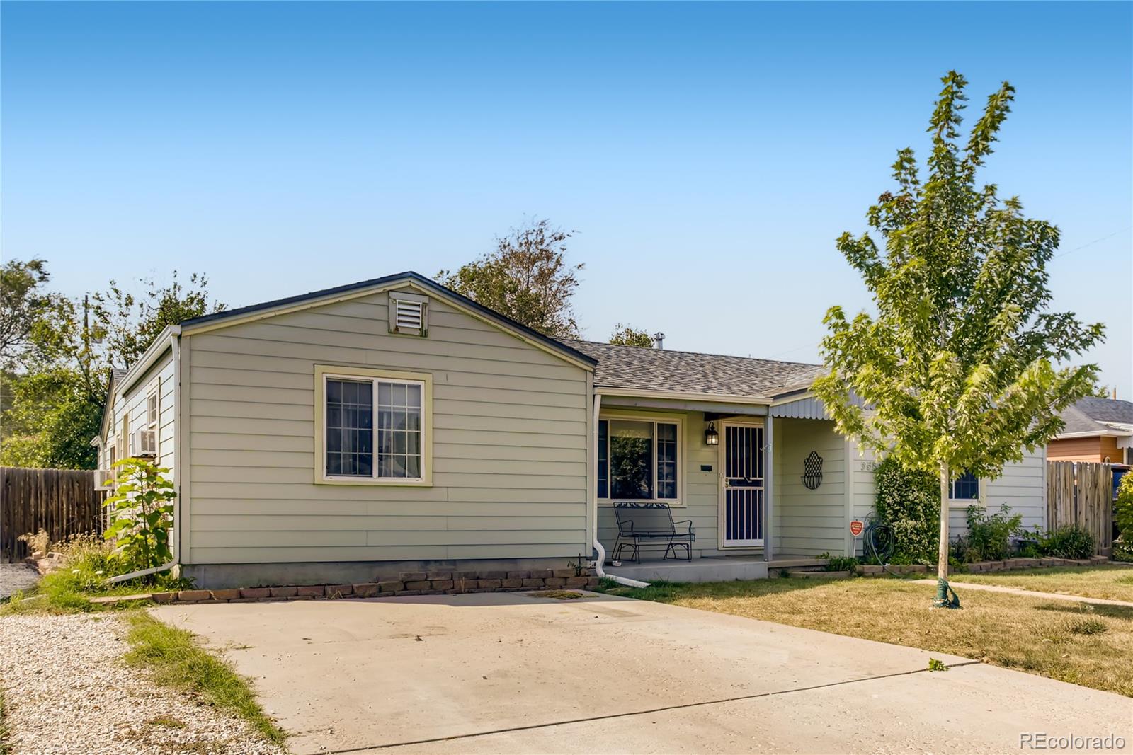 MLS Image #3 for 955 s dale court,denver, Colorado