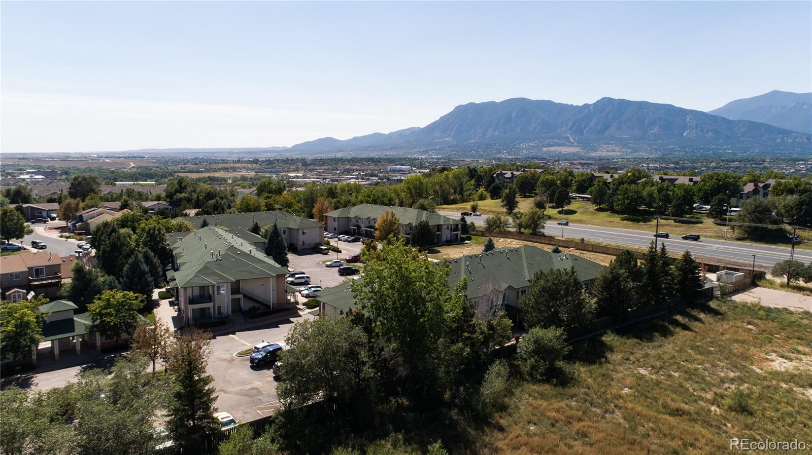 MLS Image #13 for 2002  legacy ridge view,colorado springs, Colorado