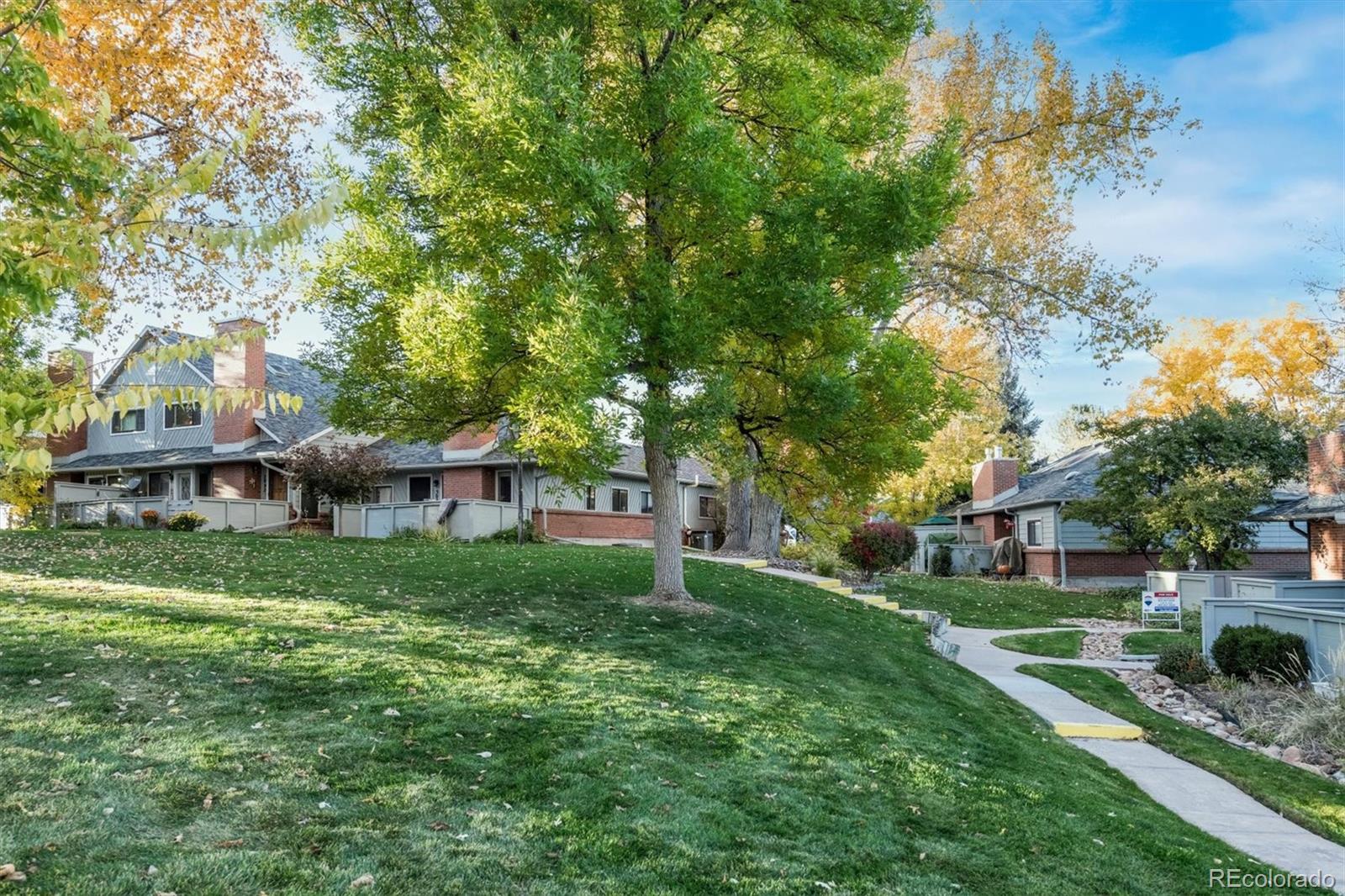 MLS Image #2 for 3114 e long circle,centennial, Colorado