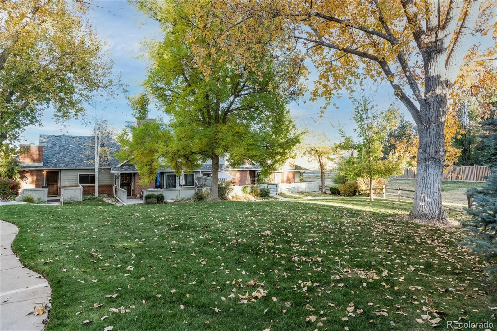 MLS Image #3 for 3114 e long circle,centennial, Colorado