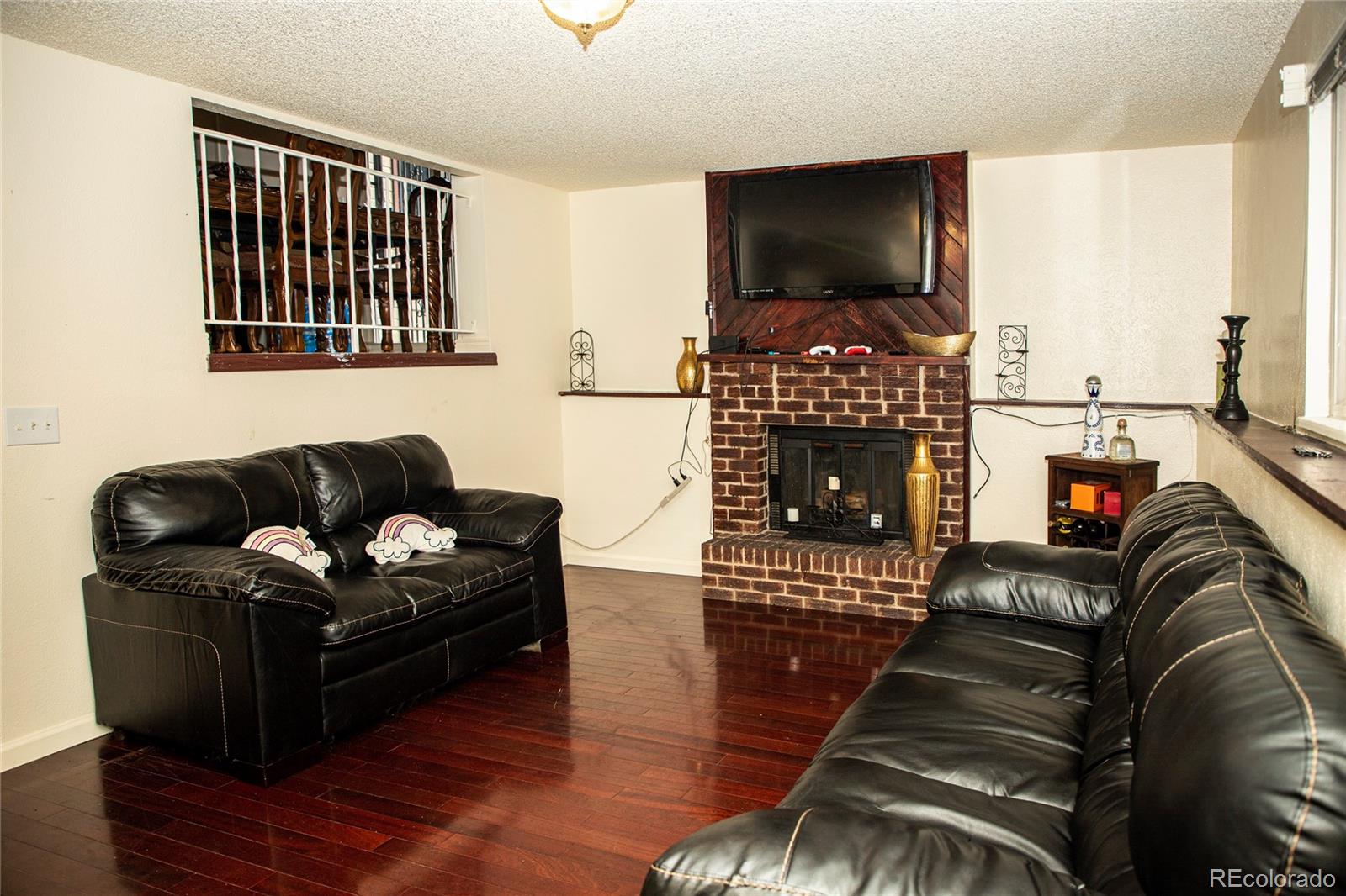 MLS Image #6 for 903 s oakland court,aurora, Colorado