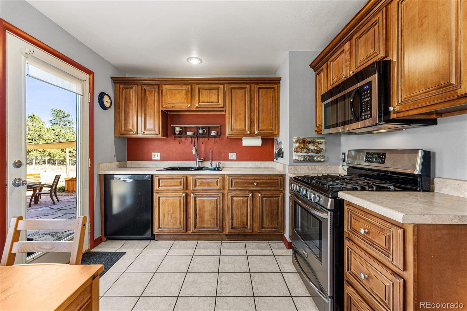 MLS Image #14 for 23465  weisshorn drive,indian hills, Colorado