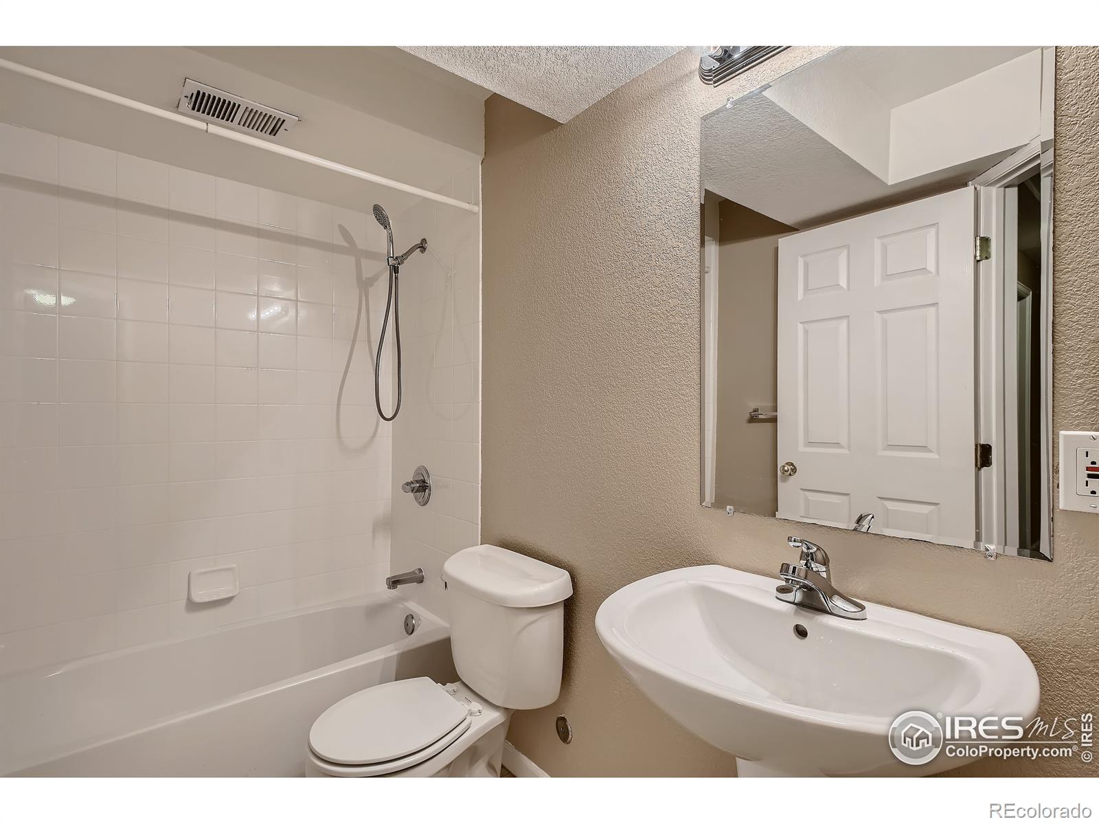 MLS Image #28 for 2838  brush creek drive,fort collins, Colorado