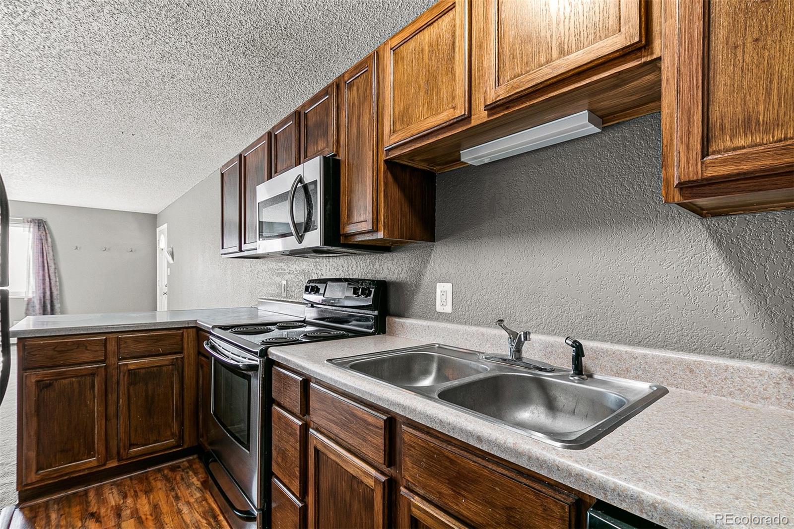 MLS Image #7 for 857 s van gordon court,lakewood, Colorado